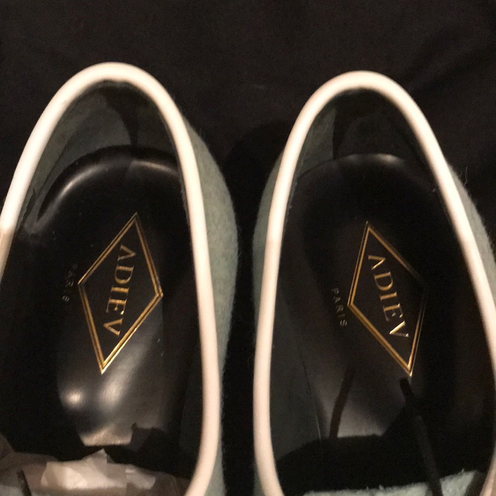 Cool felt and leather oxfords w/ white leather trim. - Picture 7 of 7